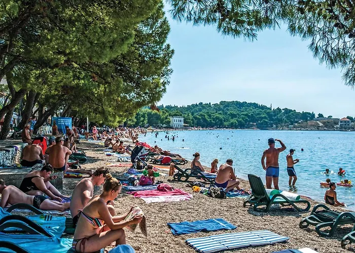 Puharici Nyaraló Makarska